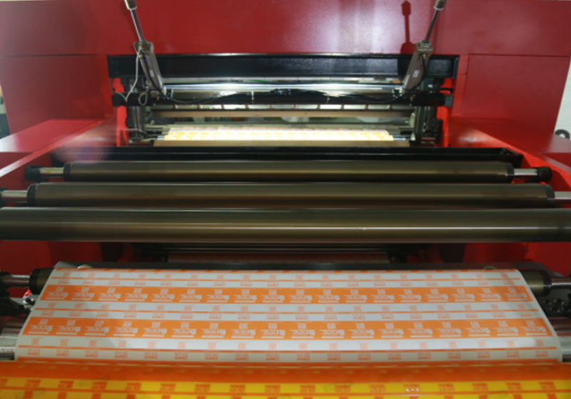 Встроенная флексографская печатная машина для квитанции / этикеточной бумаги GPPE