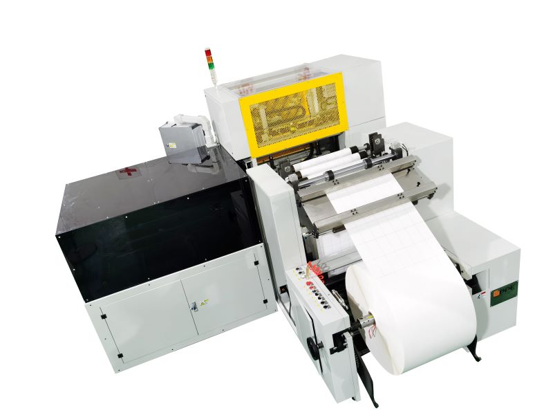 Full-automatic-label-slitter-rewinder-packaging-line
